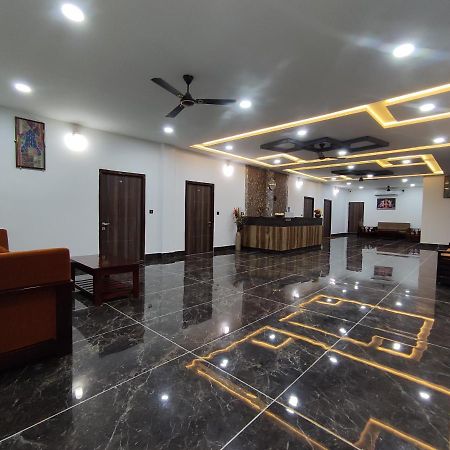 Jim'S Motel Kalchini Экстерьер фото