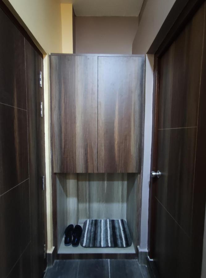 Jim'S Motel Kalchini Экстерьер фото