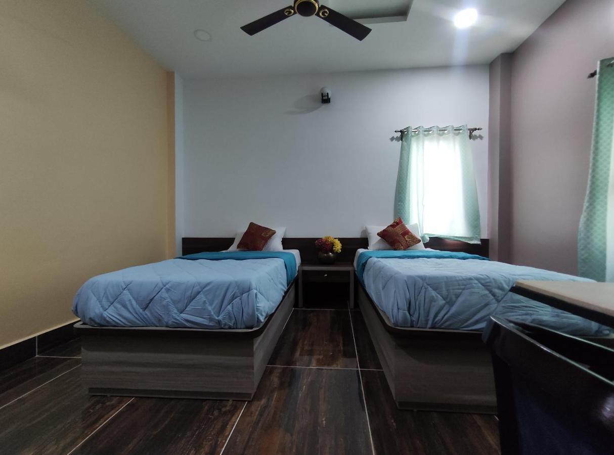 Jim'S Motel Kalchini Экстерьер фото
